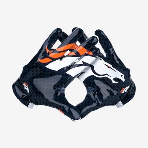 See that hole in between the gloves? SOMEONE HAS PROBABLY FUCKED THAT HOLE.